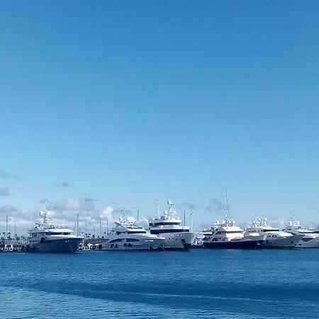 Vakantiehuis Casa Vista Mare Con Wifi, Ac Nelle 4 Da Letto E Parcheggio Privato