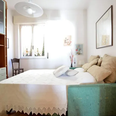 Casa Vista Mare Con Wifi, Ac Nelle 4 Da Letto E Parcheggio Privato Vakantiehuis Imperia