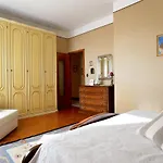 Casa Vista Mare Con Wifi, Ac Nelle 4 Da Letto E Parcheggio Privato Imperia