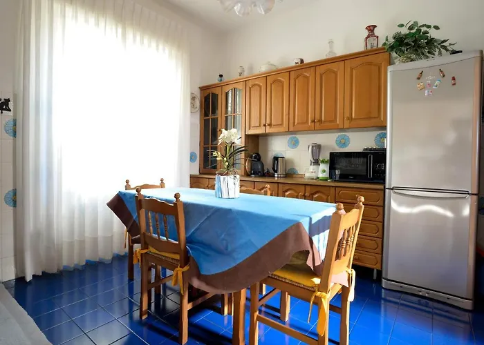 Casa Vista Mare Con Wifi, Ac Nelle 4 Da Letto E Parcheggio Privato 펜션 *