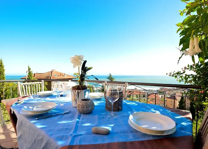 Casa Vista Mare Con Wifi, Ac Nelle 4 Da Letto E Parcheggio Privato 因佩里亚