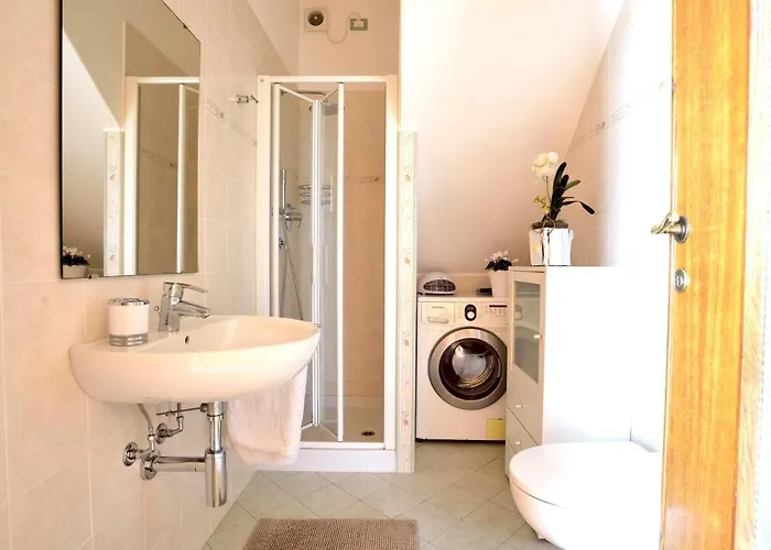 펜션 Casa Vista Mare Con Wifi, Ac Nelle 4 Da Letto E Parcheggio Privato 임페리아